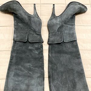 Italian Vero Cuoio real suede dark grey boots, size 38